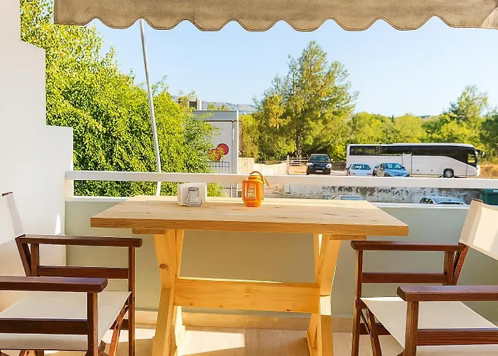 Smart Choice Sea Front