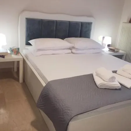Smart Choice Sea Front Apartment *